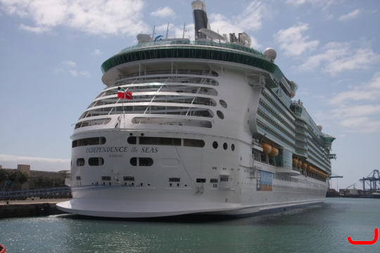 independence_of_the_seas-6