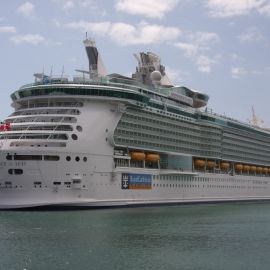 independence_of_the_seas-5