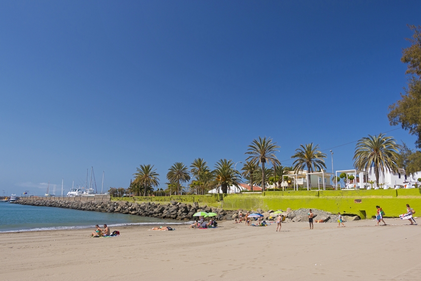 Pasito Blanco beach is a well-kept south Gran Canaria secret