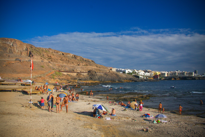 El Confital: Gran Canaria&#039;s popcorn beach