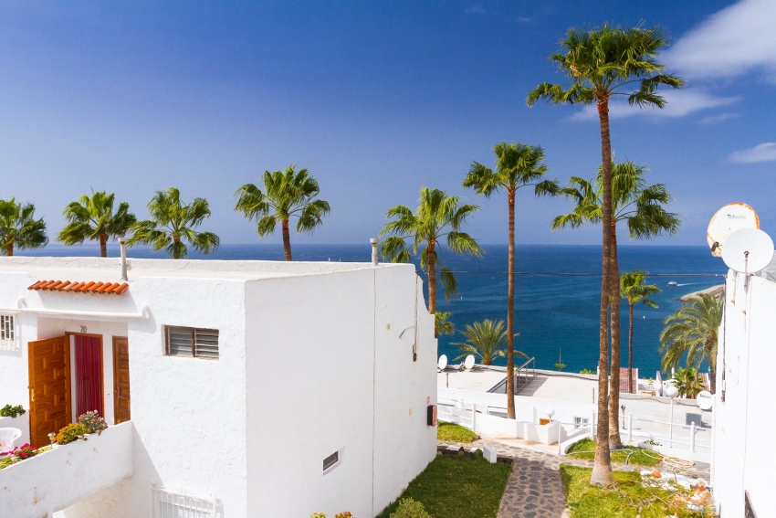 Year-round sunshine for south Gran Canaria property owners