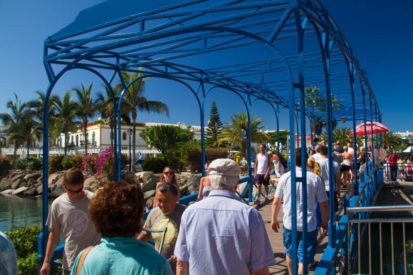 Gran Canaria Markets: Handicraft Monday in Puerto Mogan