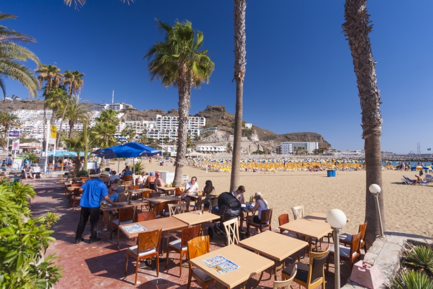 Beachside dining at Puerto Rico in Gran Canaria